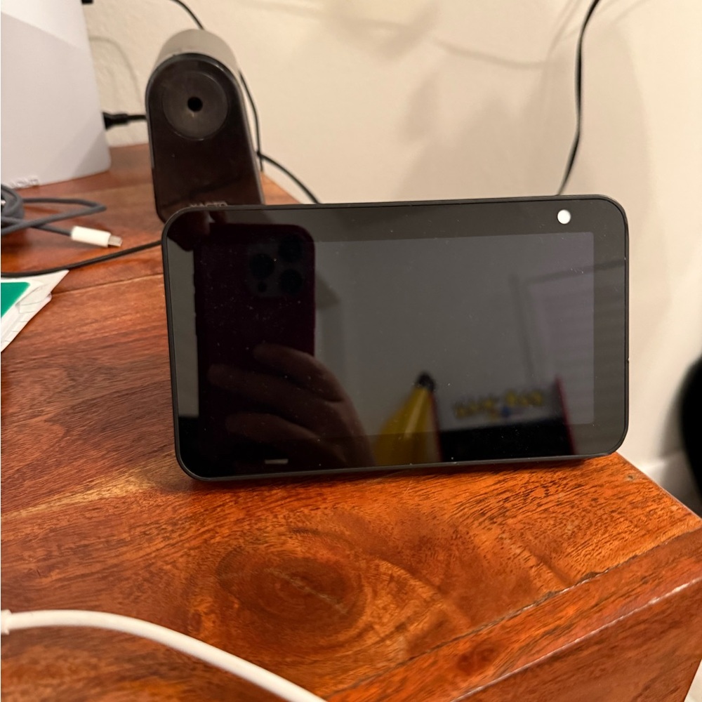 Amazon Alexa Black Smart Display Device